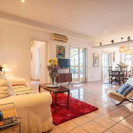 Big Terrace Grand House - New Apartment Rom